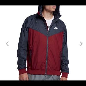 Men’s XL Nike Windrunner Jacket